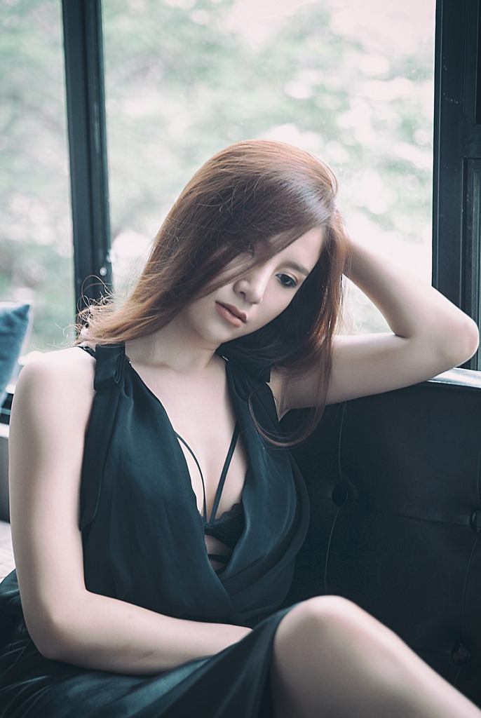 秋霞麻豆